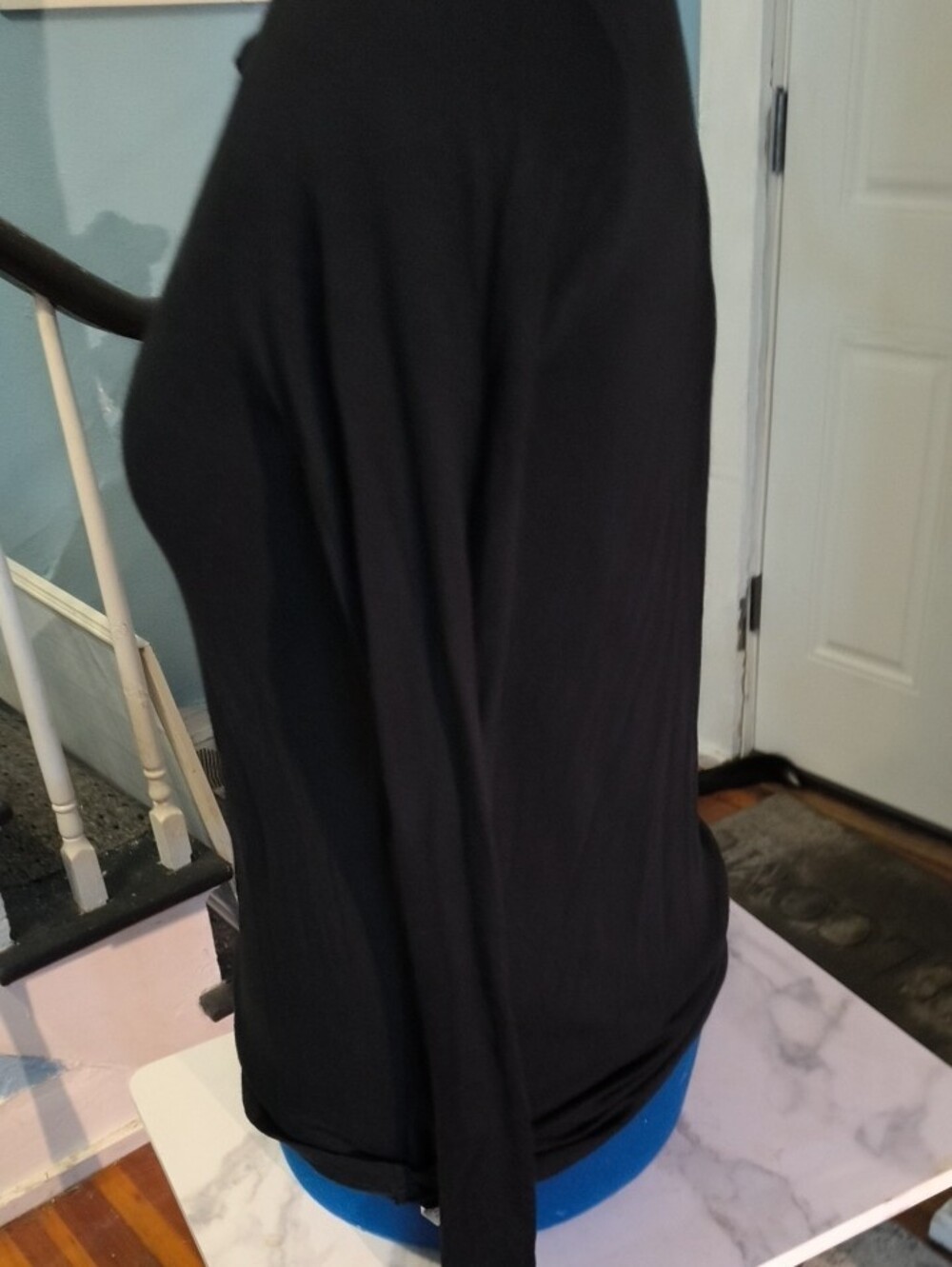 Athleta Black Long-Sleeve Women’s Crewneck Top - Picture 4 of 10